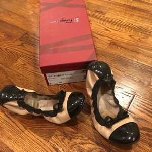 Ferragamo Paris Ballet Flats